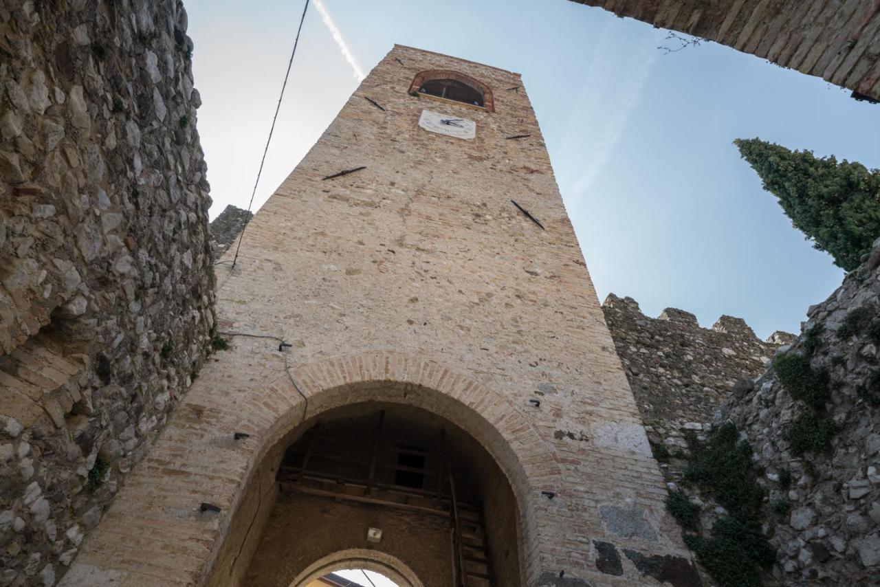 Gardappartamenti Castle Bell Moniga del Garda 외부 사진