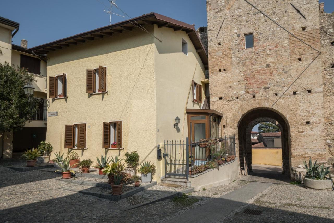 Gardappartamenti Castle Bell Moniga del Garda 외부 사진